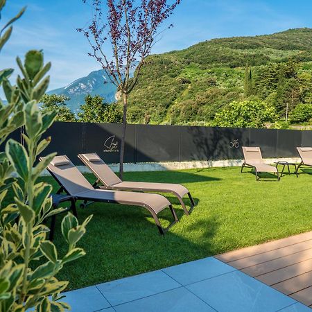 Maffei Apartments - Active Holidays Рива дел Гарда Екстериор снимка